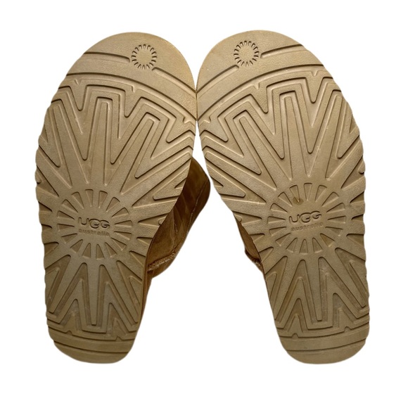 Authentic UGG Classic II Tall Boot Chestnut Suede Genuine Shearling Lined size 8 - Picture 10 of 15